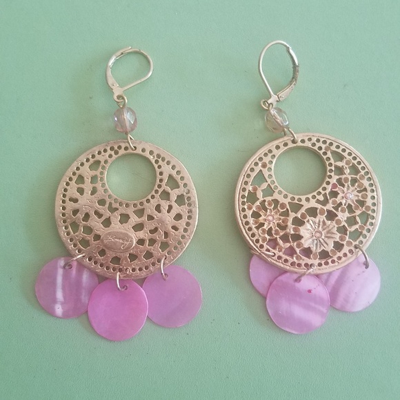 Jewelry - New Macy's gold tone earrings